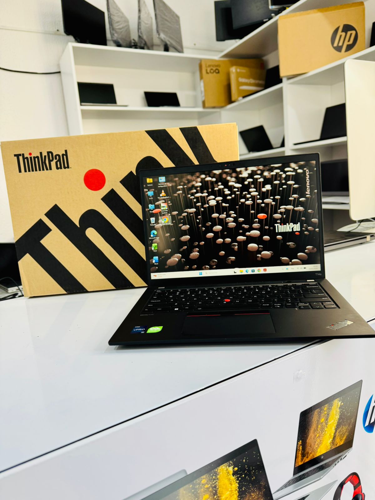 Pc Portable Lenovo Thinkpad T14s Gen 4 I7 13Gén 32Go 512Go SSD Tactile Windows 11 Pro